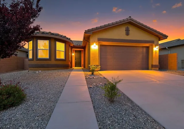 Photo 1 of Single family home for sale at 481 Rio Chama Cir Sw, Los Lunas, NM 87031 | MLS# 1108885 | Listing updated on 2026-08-11