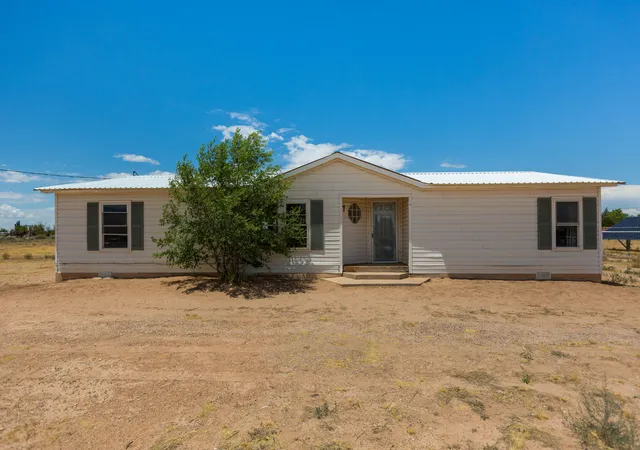 Photo 1 of Sale Pending at 8 Diamondback Ln, Los Lunas, NM 87031 | MLS# 1108898 | Listing updated on 2026-08-14