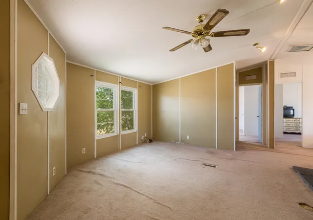 Photo 4 of Sale Pending at 8 Diamondback Ln, Los Lunas, NM 87031 | MLS# 1108898 | Listing updated on 2026-09-29