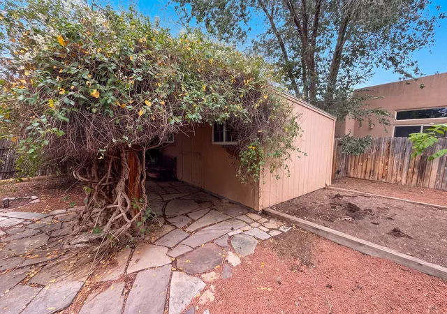 Photo 27 of Single family home for sale at 6605 Camino Rojo, Santa Fe, NM 87507 | MLS# 1108911 | Listing updated on 2026-08-20