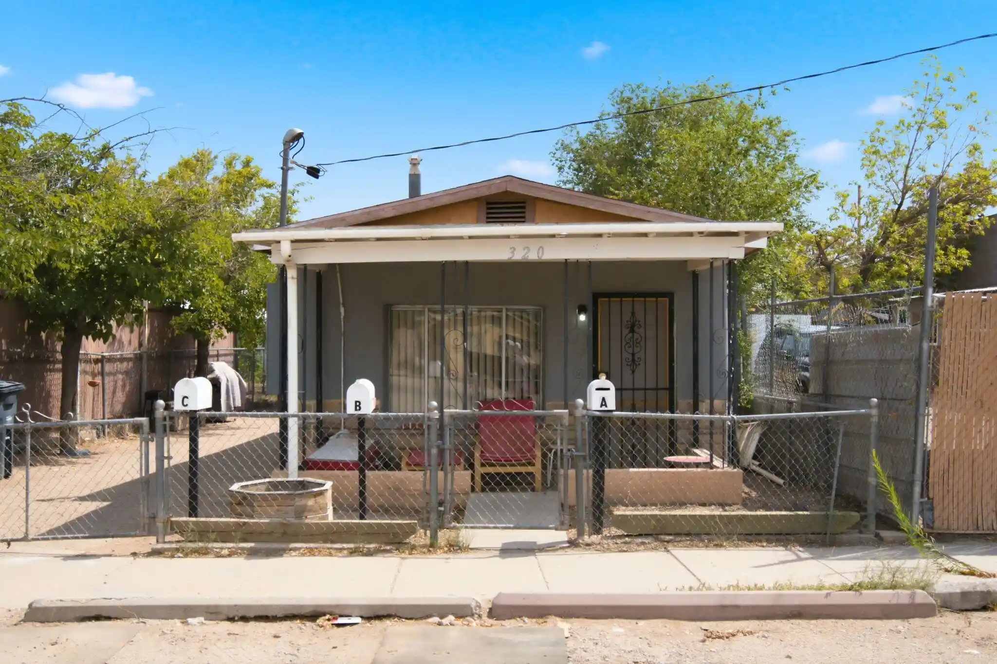 Photo 1 of Multi family home for sale at 320 Rosemont Ave Ne, Albuquerque, NM 87102 | MLS# 1108952 | Listing updated on 2026-10-14