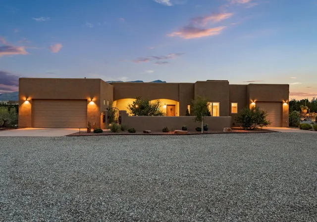 Photo 2 of Single family home for sale at 22 Mimbres Ct, Placitas, NM 87043 | MLS# 1108960 | Listing updated on 2026-08-15