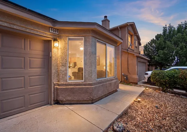 Photo 2 of Single family home for sale at 9009 Lower Meadow Trl Sw, Albuquerque, NM 87121 | MLS# 1108925 | Listing updated on 2026-10-06
