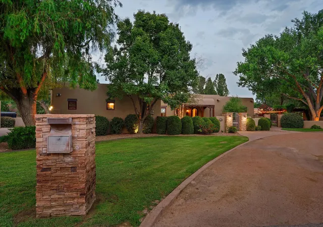 Photo 4 of Single family home for sale at 1109 Bona Terra Loop NW, Albuquerque, NM 87114 | MLS# 1108983 | Listing updated on 2026-08-28