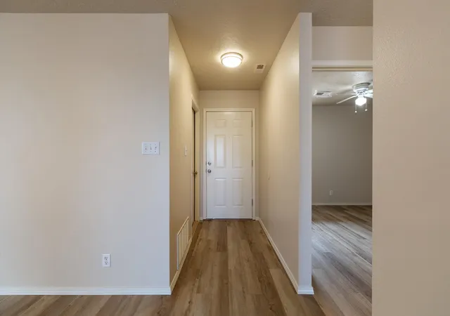 Photo 3 of Sale Pending at 516 Medina Meadows Dr Ne, Rio Rancho, NM 87144 | MLS# 1109031 | Listing updated on 2026-08-20