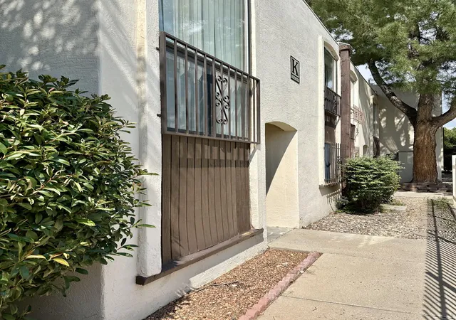 Photo 2 of Condo for sale at 1601 Pennsylvania St Ne #K-01, Albuquerque, NM 87110 | MLS# 1109037 | Listing updated on 2026-08-25