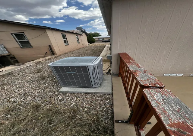Photo 32 of Manufactured home for sale at 825 Corona Ave, Santa Rosa, NM 88435 | MLS# 1109079 | Listing updated on 2026-08-15