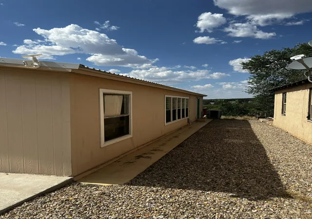 Photo 3 of Manufactured home for sale at 825 Corona Ave, Santa Rosa, NM 88435 | MLS# 1109079 | Listing updated on 2026-08-15