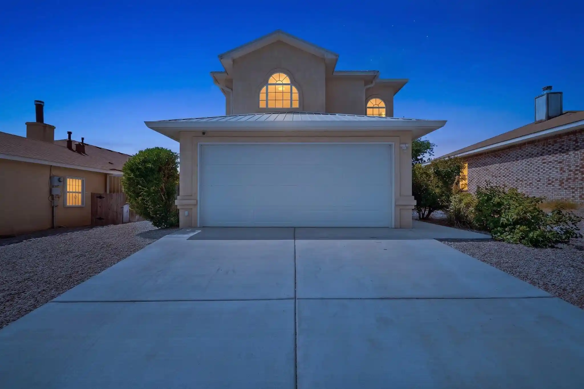 Photo 1 of Single family home for sale at 10504 Connemara Dr Sw, Albuquerque, NM 87121 | MLS# 1109081 | Listing updated on 2026-10-19