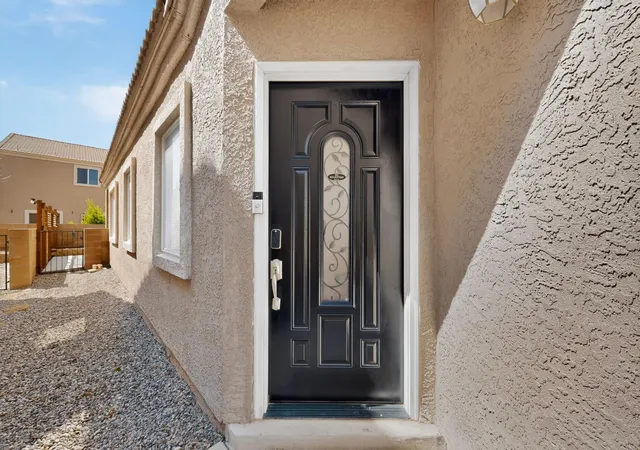 Photo 3 of Sale Pending at 7028 Tree Line Ave NW, Albuquerque, NM 87114 | MLS# 1109083 | Listing updated on 2026-08-23