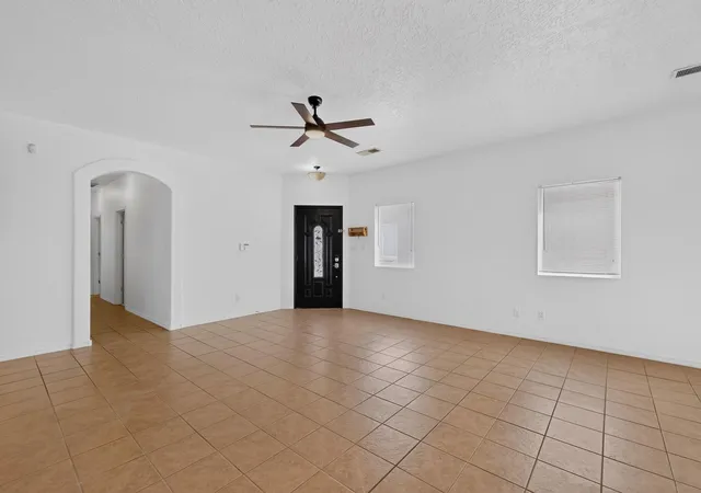Photo 4 of Sale Pending at 7028 Tree Line Ave NW, Albuquerque, NM 87114 | MLS# 1109083 | Listing updated on 2026-08-23