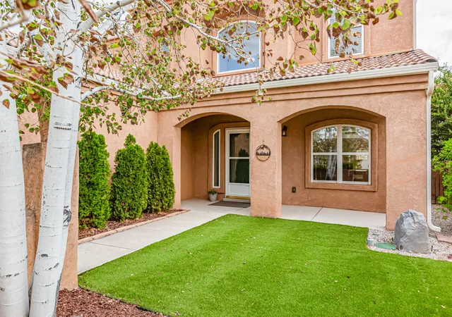2nd image of 11220 Jordan Ave Ne, Albuquerque, NM 87122 | MLS# 1109112