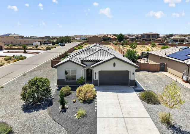 Photo 2 of Sale Pending at 3307 Icarian Ct Ne, Rio Rancho, NM 87144 | MLS# 1109114 | Listing updated on 2026-09-01