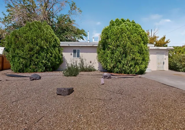 Photo 3 of Single family home for sale at 11525 Mahlon Ave NE, Albuquerque, NM 87112 | MLS# 1109117 | Listing updated on 2026-08-27