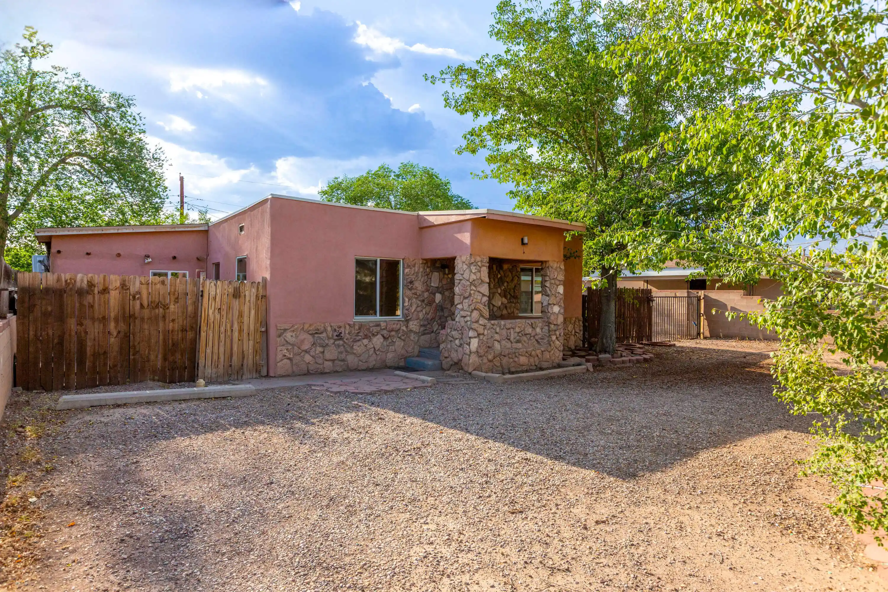 Photo 1 of Single family home for sale at 5201 Grande Dr Nw, Albuquerque, NM 87107 | MLS# 1109133 | Listing updated on 2026-10-21