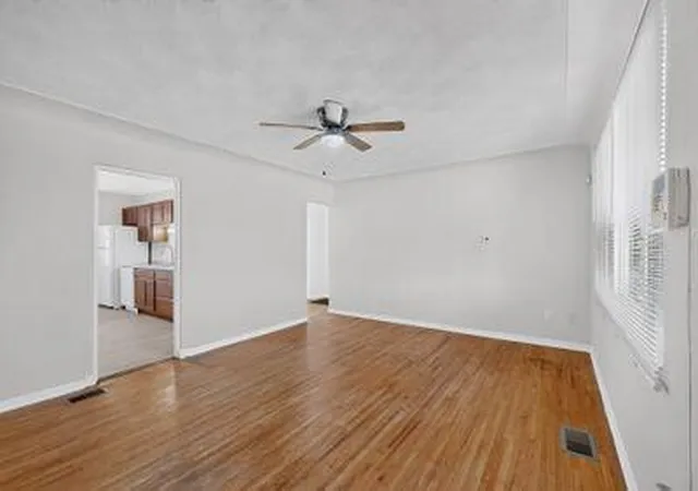 Photo 4 of Single family home for sale at 705 Palomas Dr SE, Albuquerque, NM 87108 | MLS# 1109153 | Listing updated on 2026-09-26