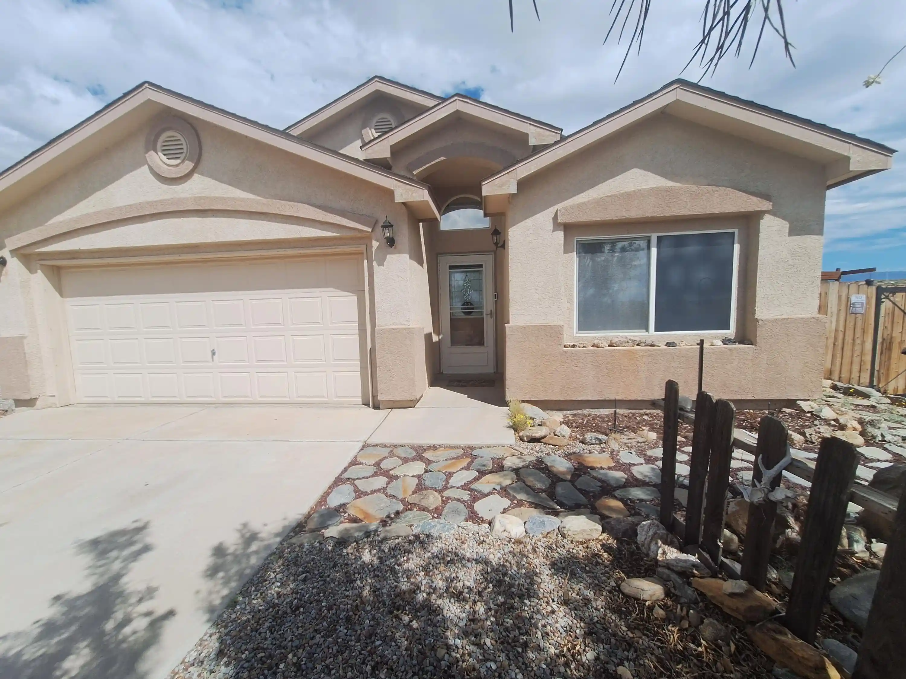 Photo 1 of Sale Pending at 26 Avenida Sereno Pl, Los Lunas, NM 87031 | MLS# 1109163 | Listing updated on 2026-10-27