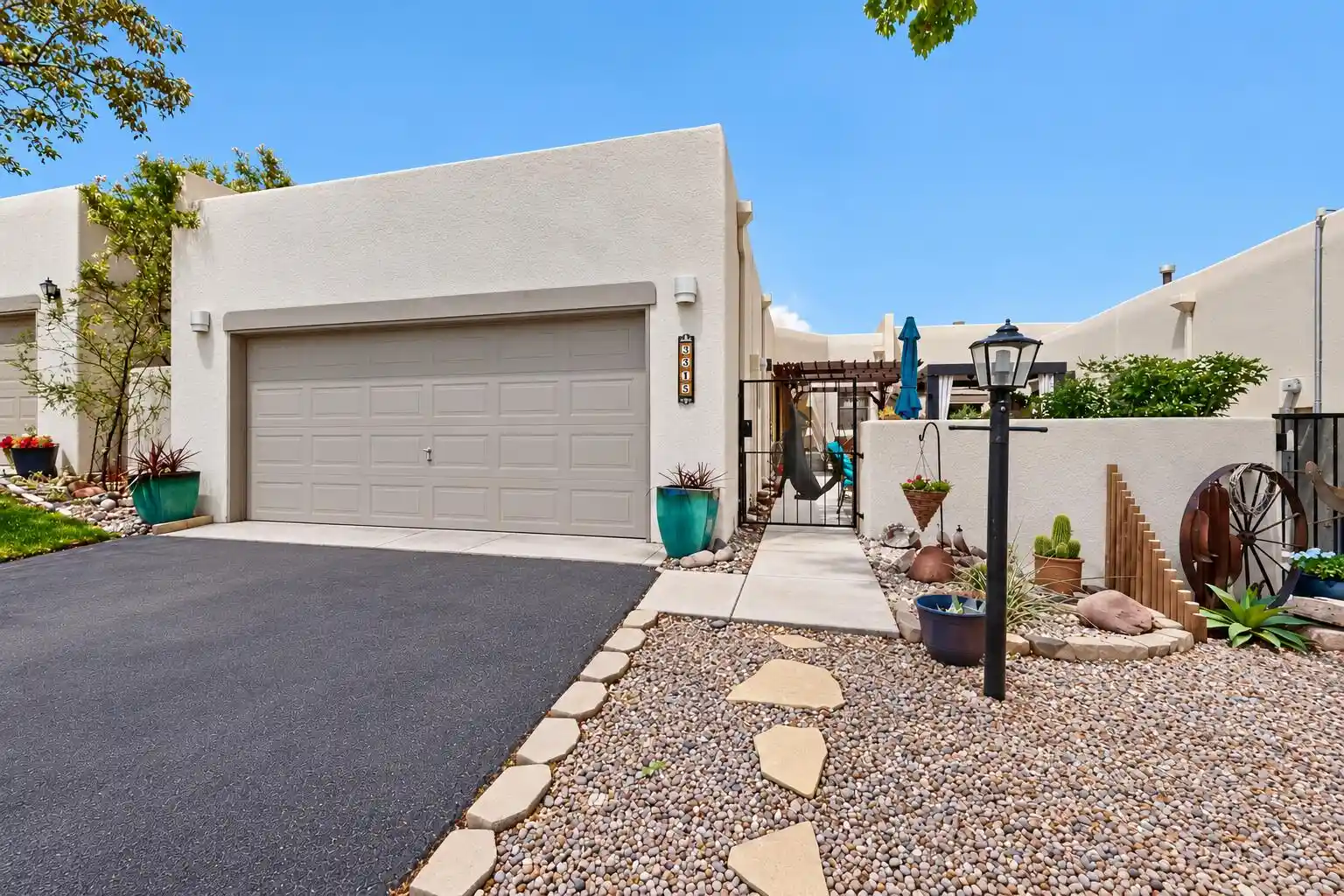 Townhouse for sale at 3315 Esplanade Cir SE, Rio Rancho, NM 87124 | MLS# 1109178