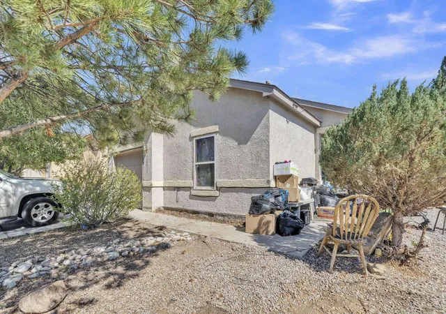 Photo 1 of Sale Pending at 10811 Beaker Rd Sw, Albuquerque, NM 87121 | MLS# 1109180 | Listing updated on 2026-08-21