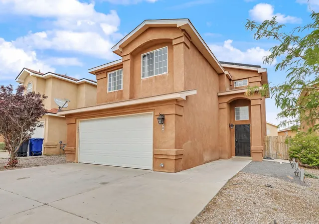 Photo 2 of Single family home for sale at 500 Elohim Ct Nw, Albuquerque, NM 87121 | MLS# 1109208 | Listing updated on 2026-08-20