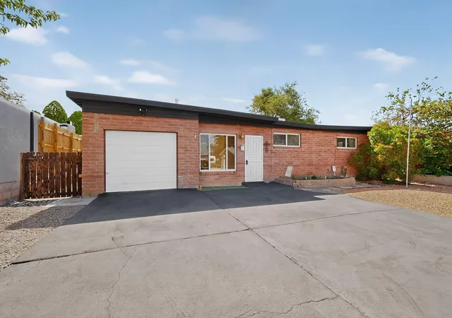 Photo 2 of Single family home for sale at 1108 Dorothy St Ne, Albuquerque, NM 87112 | MLS# 1109211 | Listing updated on 2026-09-01