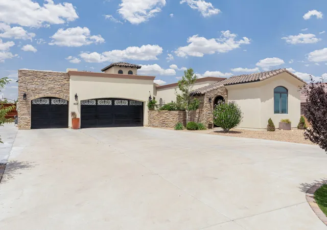 Photo 2 of Sale Pending at 1613 21st Avenue Se, Rio Rancho, NM 87124 | MLS# 1109228 | Listing updated on 2026-08-27