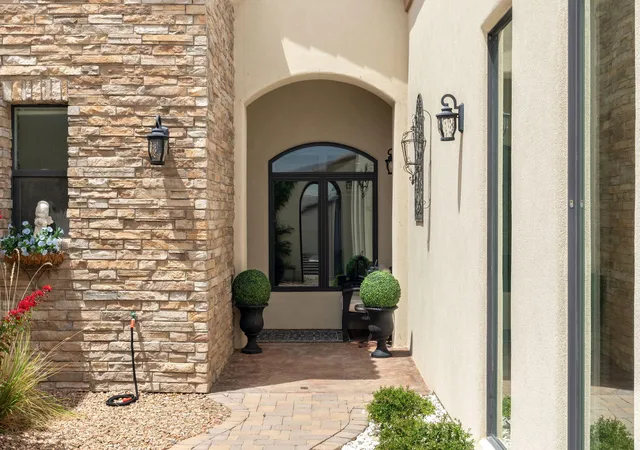 Photo 3 of Sale Pending at 1613 21st Avenue SE, Rio Rancho, NM 87124 | MLS# 1109228 | Listing updated on 2026-08-27