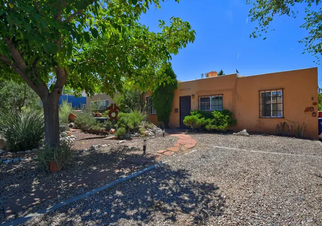 Photo 1 of Sale Pending at 303 Tulane Dr Se, Albuquerque, NM 87106 | MLS# 1109240 | Listing updated on 2026-08-28