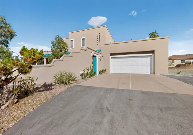 Photo 2 of Single family home for sale at 5345 Vera Cruz Rd Ne, Rio Rancho, NM 87144 | MLS# 1109264 | Listing updated on 2026-08-16