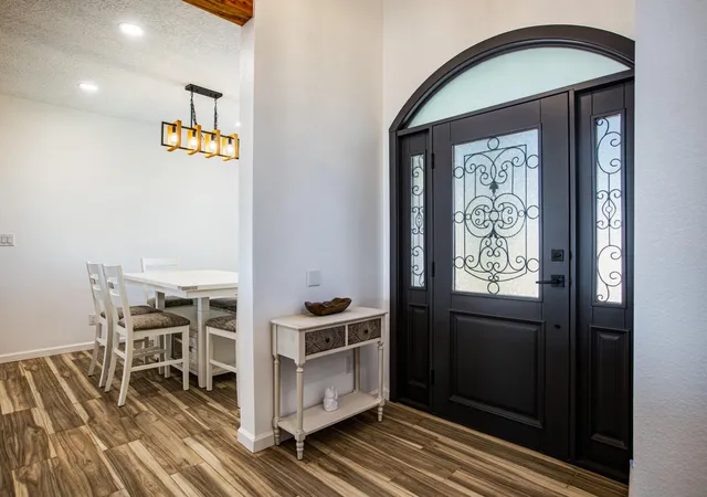 Photo 2 of Single family home for sale at 8 Northland Meadows Pl, Edgewood, NM 87015 | MLS# 1109267 | Listing updated on 2026-08-19