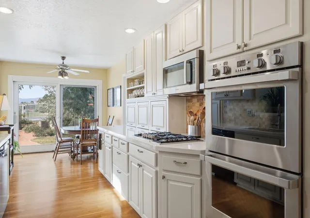 Photo 2 of Sale Pending at 814 Oveja Ct Se, Albuquerque, NM 87123 | MLS# 1109277 | Listing updated on 2026-08-22