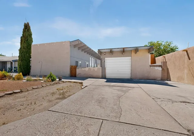 Photo 2 of Single family home for sale at 2433 Paisano St Ne, Albuquerque, NM 87112 | MLS# 1109294 | Listing updated on 2026-08-19