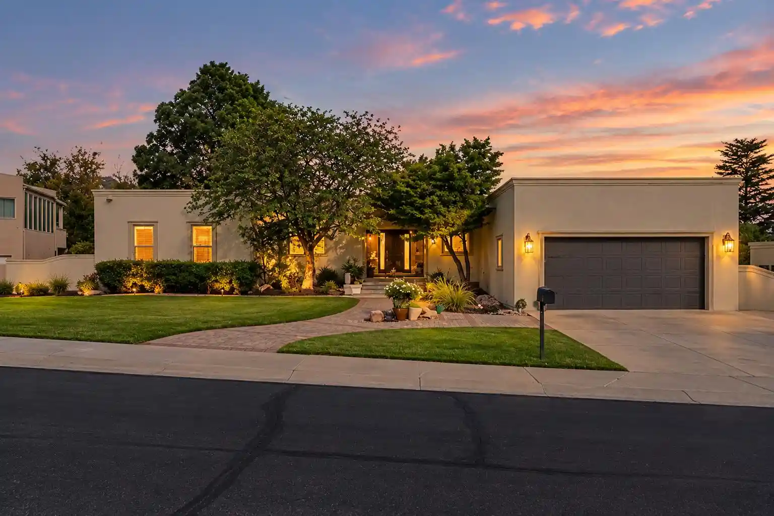 Photo 1 of Single family home for sale at 9806 Greenbrier Rd Ne, Albuquerque, NM 87111 | MLS# 1109342 | Listing updated on 2026-10-22