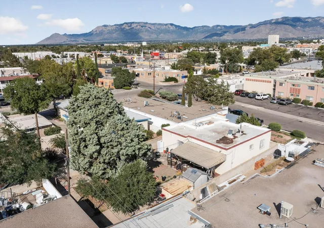 Photo 3 of Multi family home for sale at 301 Graceland Dr Se, Albuquerque, NM 87108 | MLS# 1109351 | Listing updated on 2026-08-18