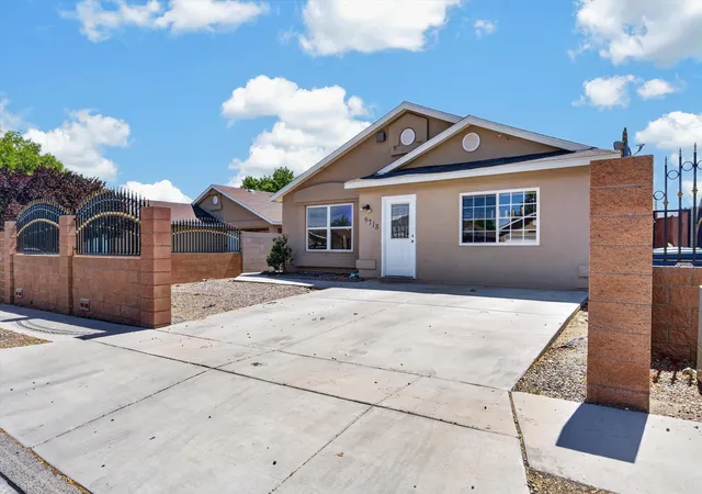 Photo 2 of Sale Pending at 9718 Atrisco Ranch Rd Sw, Albuquerque, NM 87121 | MLS# 1109354 | Listing updated on 2026-08-20