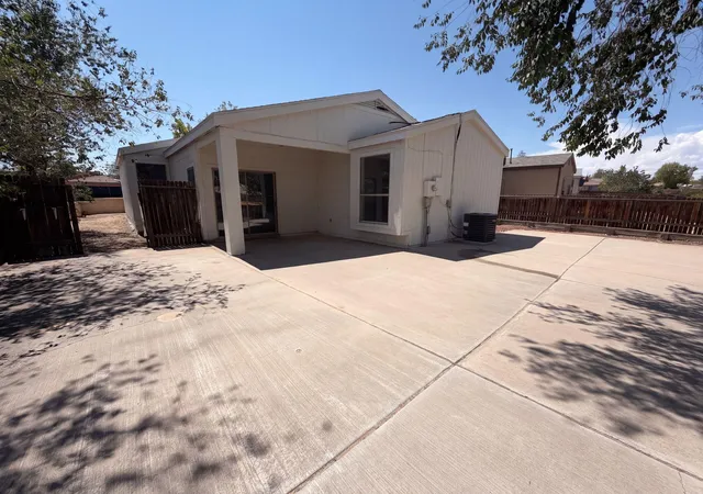 Photo 4 of Single family home for sale at 1610 Perma Dr NE, Rio Rancho, NM 87144 | MLS# 1109359 | Listing updated on 2026-08-27