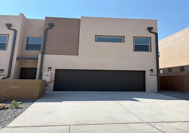 Townhouse for sale at 8932 Mountain Ash Ave SW, Albuquerque, NM 87121 | MLS# 1109362