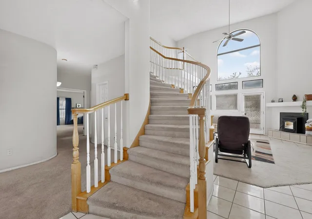 Photo 3 of Sale Pending at 9150 Carmel Ave NE, Albuquerque, NM 87122 | MLS# 1109461 | Listing updated on 2026-08-24
