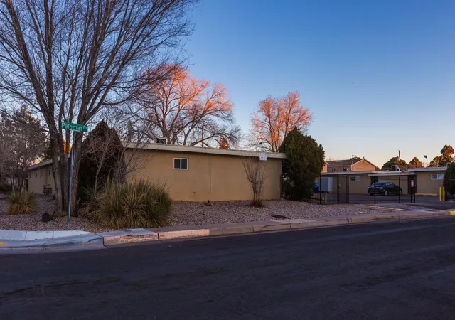 Photo 2 of Multi family home for sale at 1104 Palomas Dr Se, Albuquerque, NM 87108 | MLS# 1109470 | Listing updated on 2026-08-20