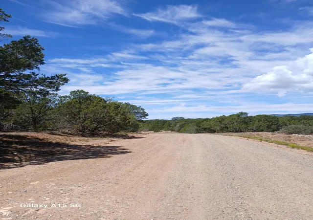 Photo 3 of Land for sale at 2 Crestview Pl, Tijeras, NM 87059 | MLS# 1109487 | Listing updated on 2026-08-20
