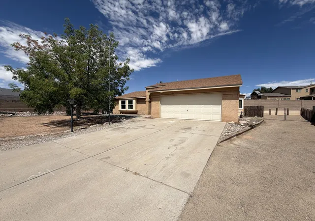 Photo 1 of Single family home for sale at 1609 Blue Quail Ct Ne, Rio Rancho, NM 87144 | MLS# 1109490 | Listing updated on 2026-08-21