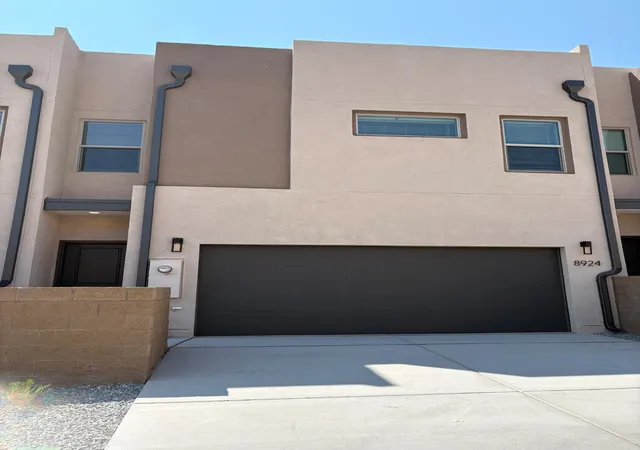 Townhouse for sale at 8924 Mountain Ash Ave SW, Albuquerque, NM 87121 | MLS# 1109497