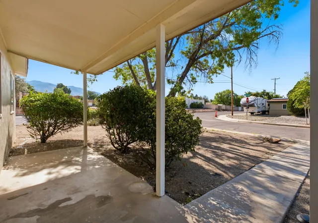Photo 3 of Single family home for sale at 9329 Shoshone Rd NE, Albuquerque, NM 87111 | MLS# 1109518 | Listing updated on 2026-09-01
