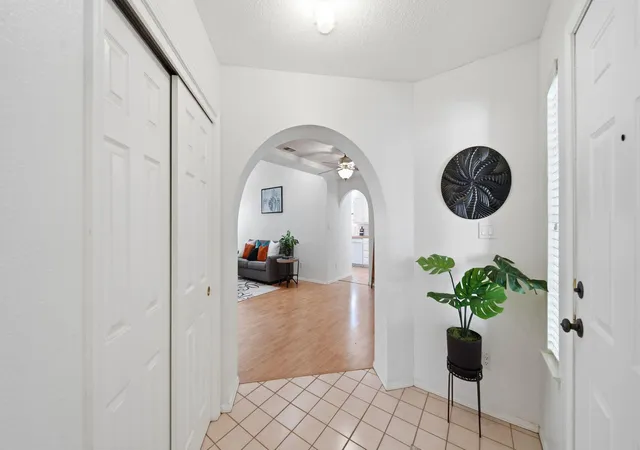 Photo 2 of Single family home for sale at 6905 Fresca Ct Nw, Albuquerque, NM 87120 | MLS# 1109572 | Listing updated on 2026-08-25
