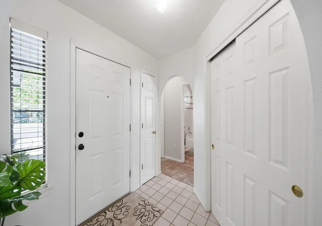Photo 3 of Single family home for sale at 6905 Fresca Ct Nw, Albuquerque, NM 87120 | MLS# 1109572 | Listing updated on 2026-08-25