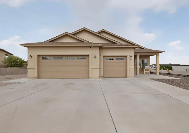Photo 2 of Sale Pending at 2417 Istle Rd Ne, Rio Rancho, NM 87124 | MLS# 1109575 | Listing updated on 2026-08-25