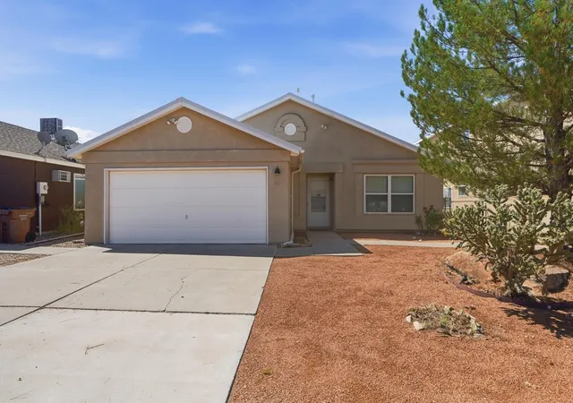 Photo 1 of Single family home for sale at 627 Camino Eric, Moriarty, NM 87035 | MLS# 1109523 | Listing updated on 2026-08-21