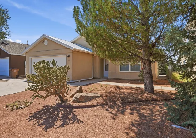 Photo 2 of Single family home for sale at 627 Camino Eric, Moriarty, NM 87035 | MLS# 1109523 | Listing updated on 2026-08-21