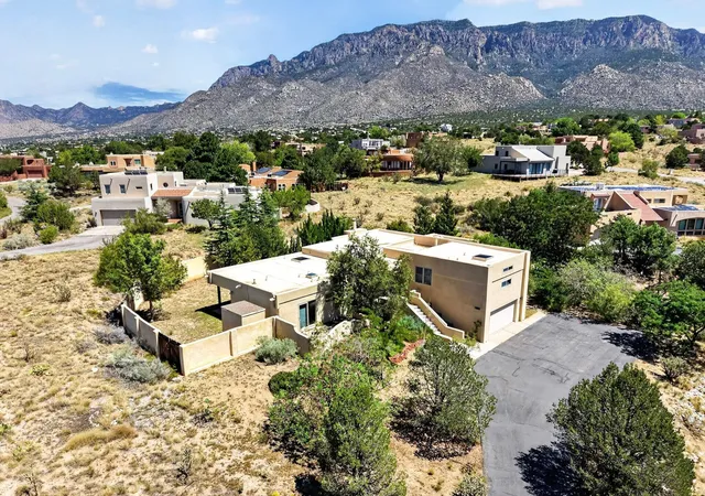 2nd image of 1230 Rockrose Rd Ne #12, Albuquerque, NM 87122 | MLS# 1109586