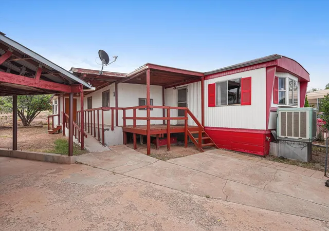 Photo 4 of Sale Pending at 712 Laurie Lee Ct, Milan, NM 87021 | MLS# 1109609 | Listing updated on 2026-08-28